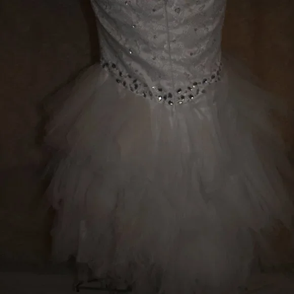 Short DRESS White Tule with Lace Top Size M/L USED4PHOTO SHOOT BY JJ'S House - Picture 11 of 11